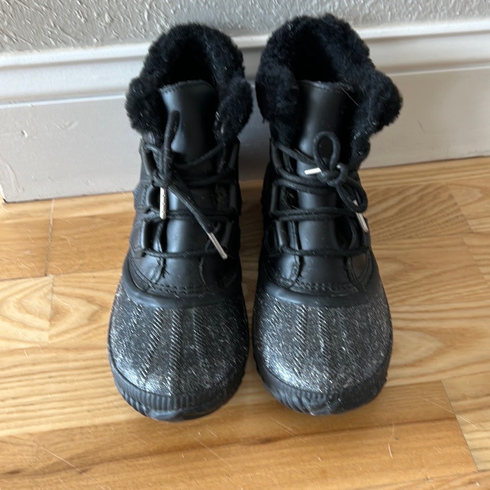 Sorel Out n About boots